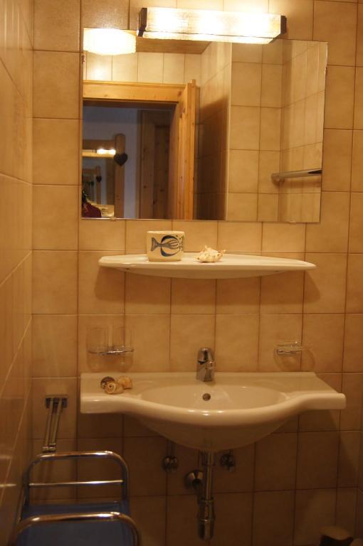 Appartment Sarlo Sankt Anton am Arlberg Oda fotoğraf